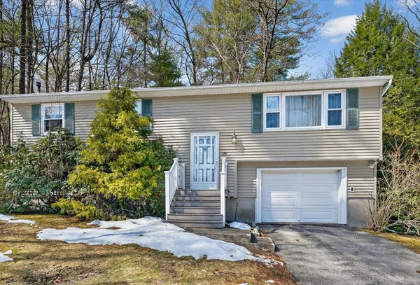 $359,900 | 136 Dudley Road, Oxford, MA 01540
