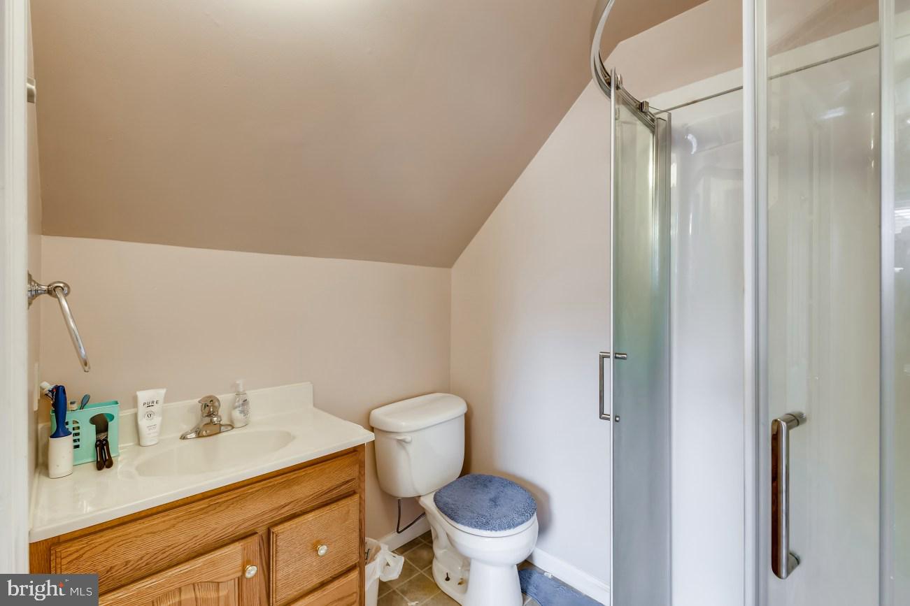 5548 Oakland Road Baltimore, MD 21227 - Photo 17 of 28 Gallery Image 17
