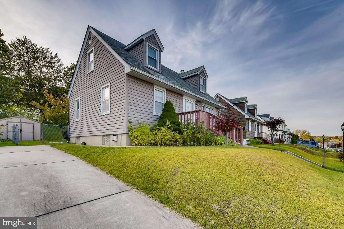 5548 Oakland Road Baltimore, MD 21227 - Photo 3 of 28 Gallery Image 3