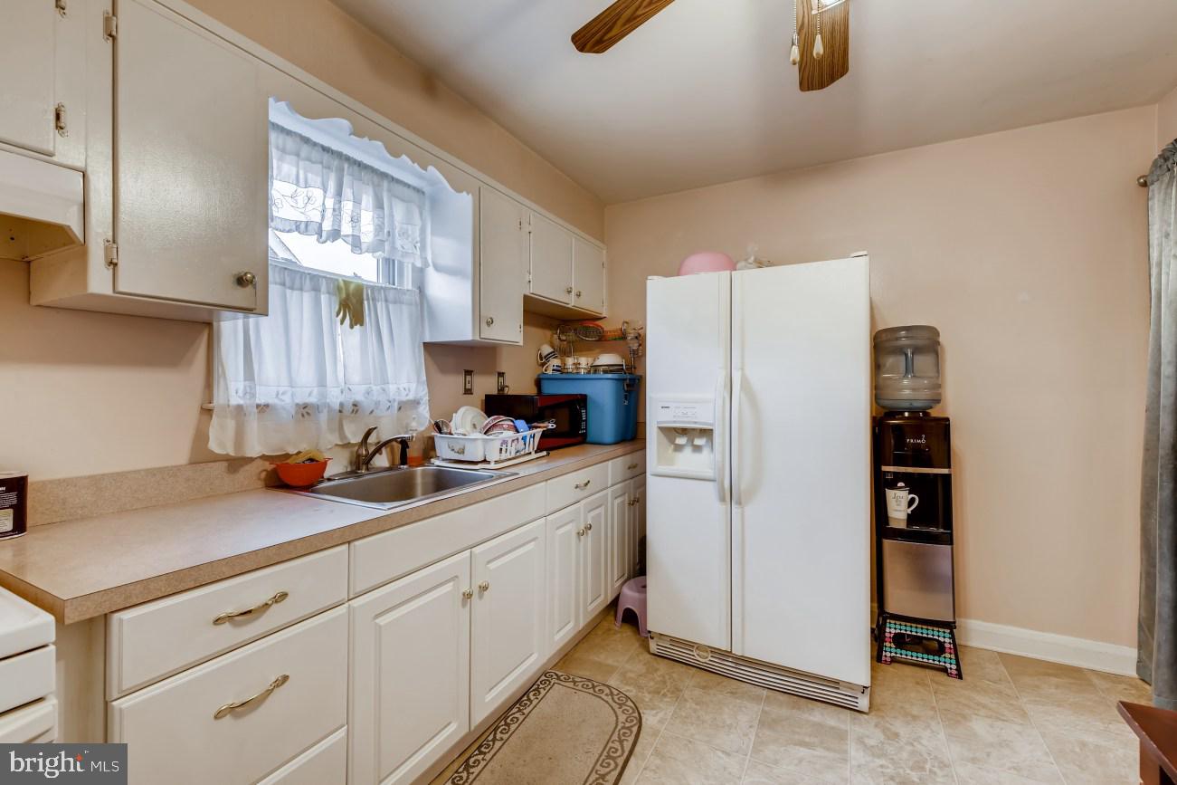 5548 Oakland Road Baltimore, MD 21227 - Photo 10 of 28 Gallery Image 10