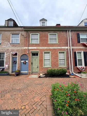 $3,000 | 121 East Union Street, Burlington, NJ 08016