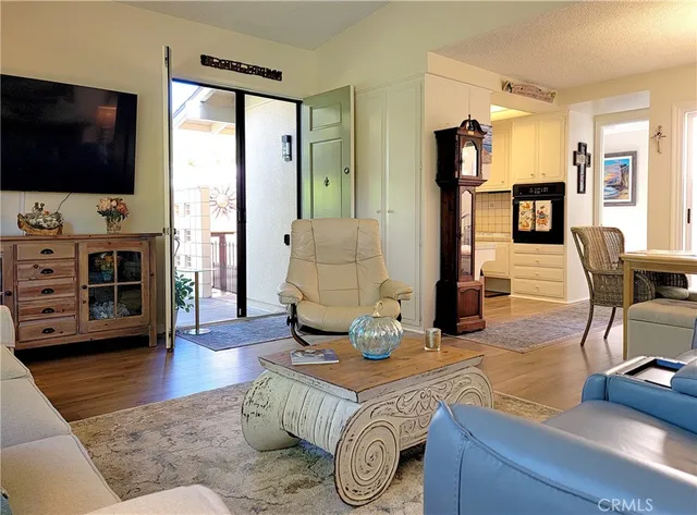 $484,000 | 191 Avenida Majorca, Unit D, Laguna Woods, CA 92637