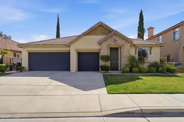 $3,600 | 3024 Tournament Drive, Palmdale, CA 93551
