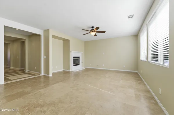 $3,600 | 3024 Tournament Drive, Palmdale, CA 93551