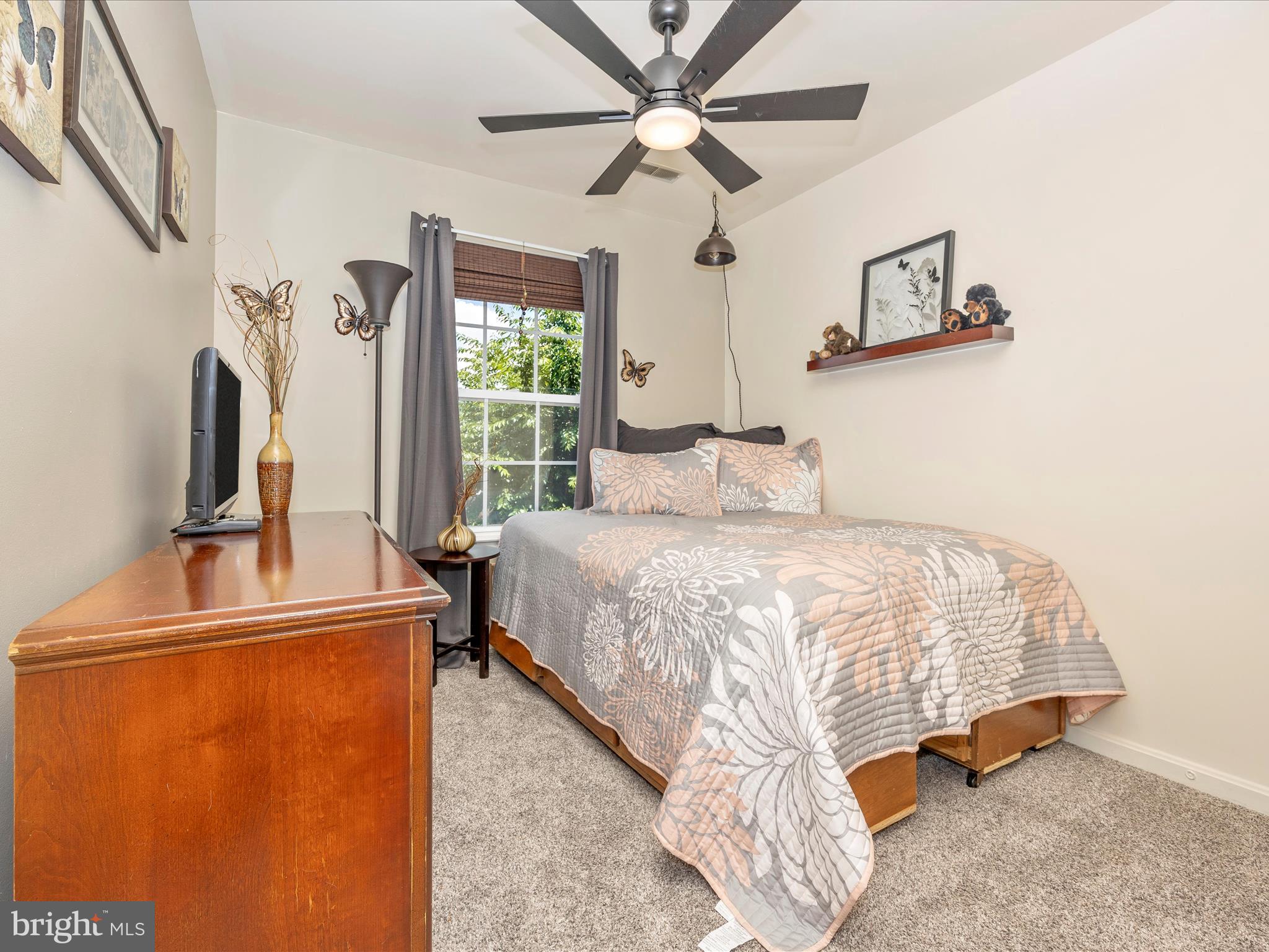 9205 Ridgefield Circle Frederick, MD 21701 - Photo 24 of 64 Bedroom 2