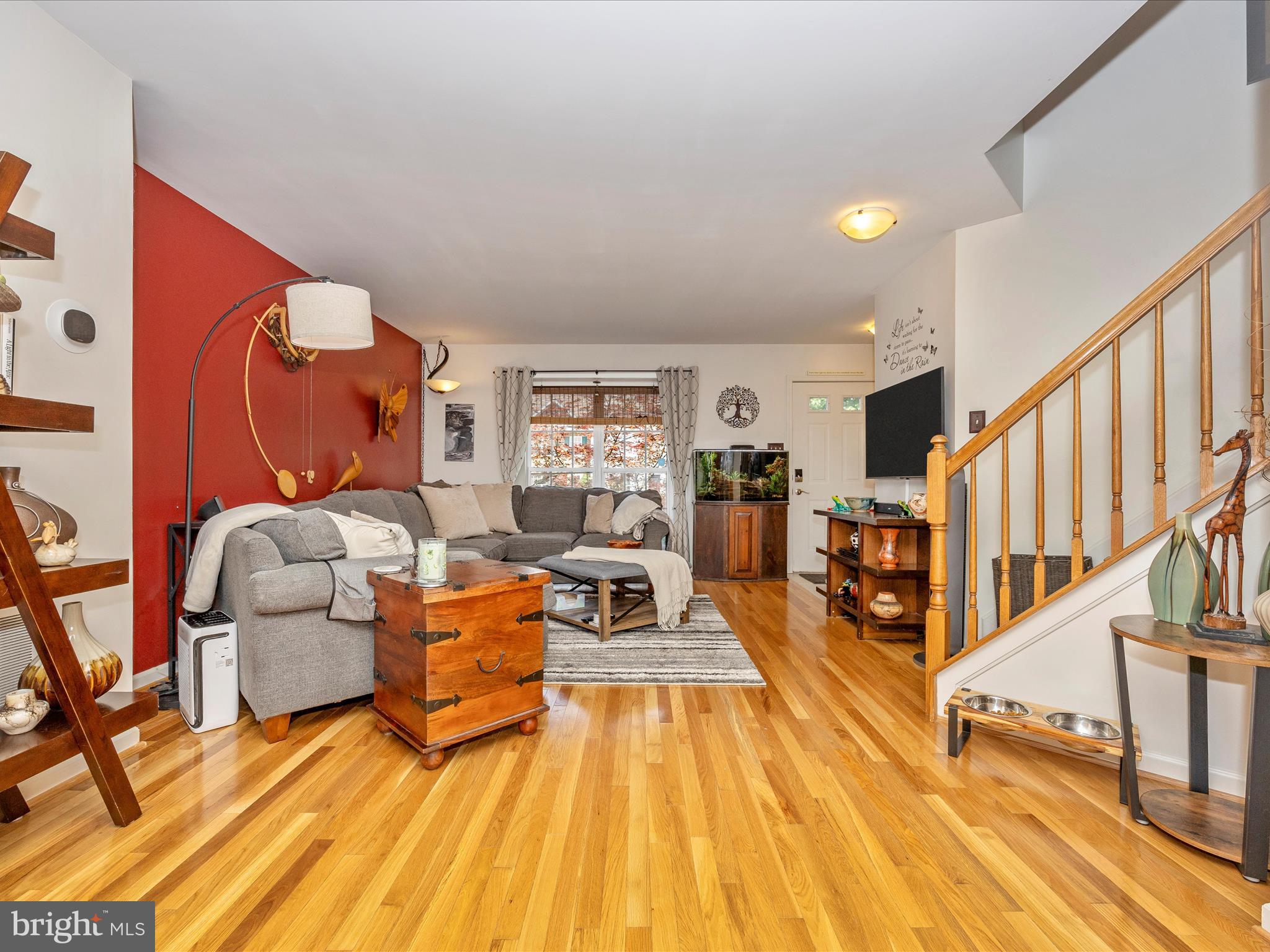 9205 Ridgefield Circle Frederick, MD 21701 - Photo 6 of 64 Living Room