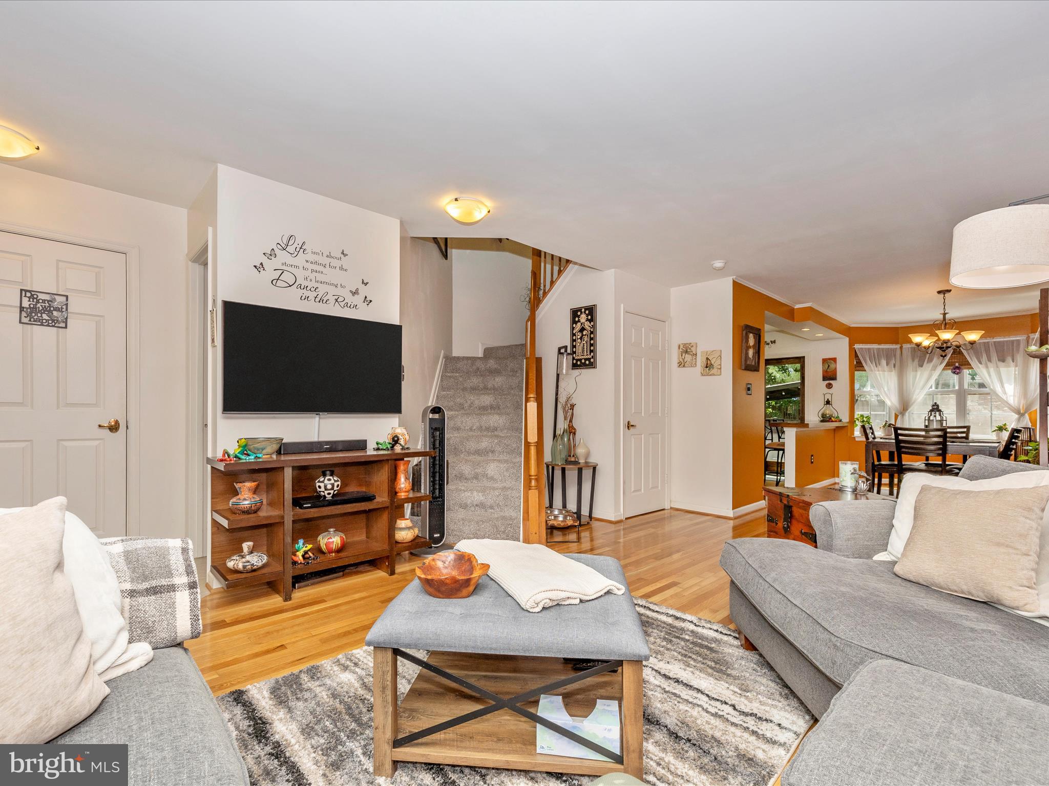 9205 Ridgefield Circle Frederick, MD 21701 - Photo 8 of 64 Living Room