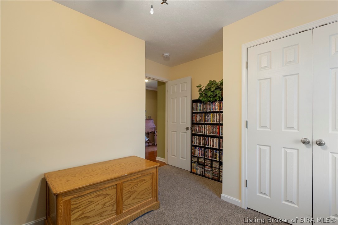 8058 Hudson Lane Georgetown, IN 47122 - Photo 29 of 38
