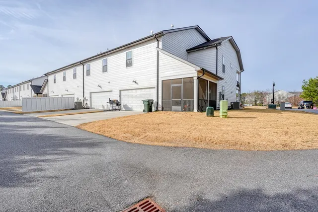 $465,000 | 1216 South Pinot Road, Duncan, SC 29334