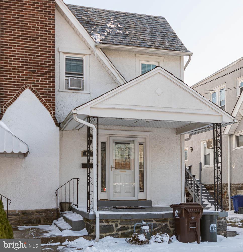 98 Marshall Road Lansdowne, PA 19050 - Photo 1 of 32 Gallery Image 1