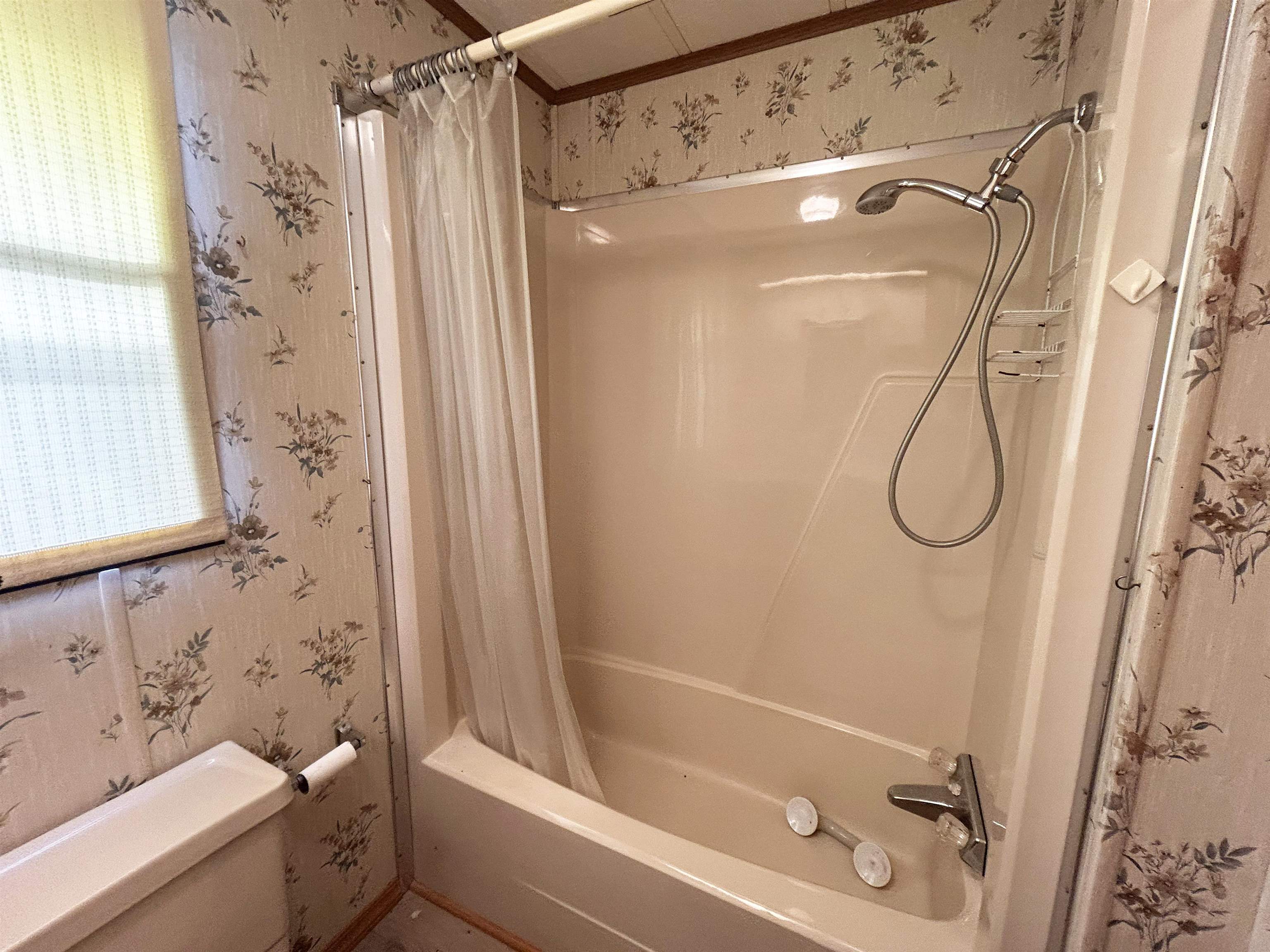 37 Monadnock Drive Rochester, NH 03867 - Photo 23 of 45