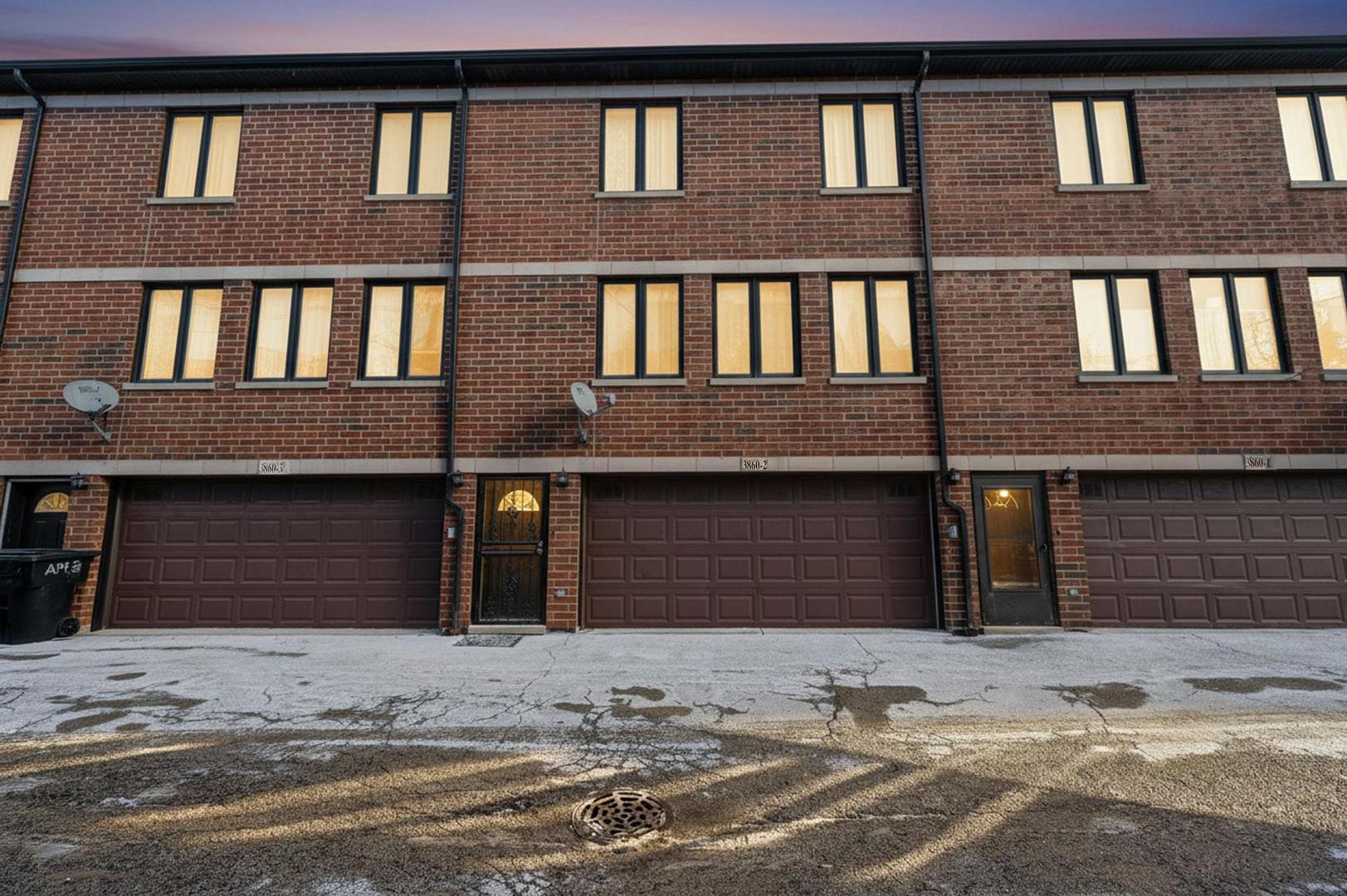 3860 West 51st Street, Unit 2 Chicago, IL 60632 - Photo 2 of 27