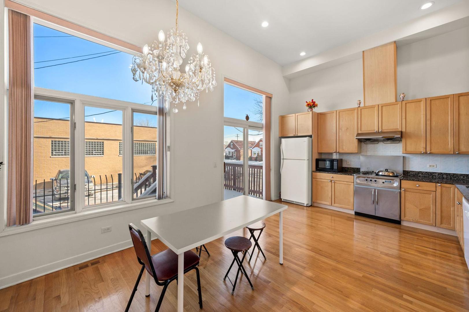 3860 West 51st Street, Unit 2 Chicago, IL 60632 - Photo 8 of 27