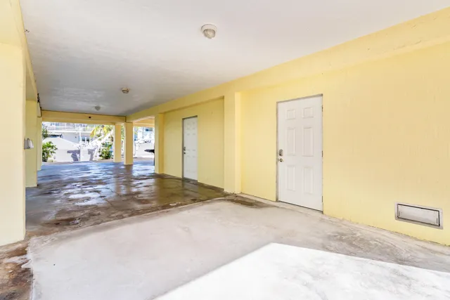 $2,300,000 | 114 Spoonbill Road, Tavernier, FL 33070