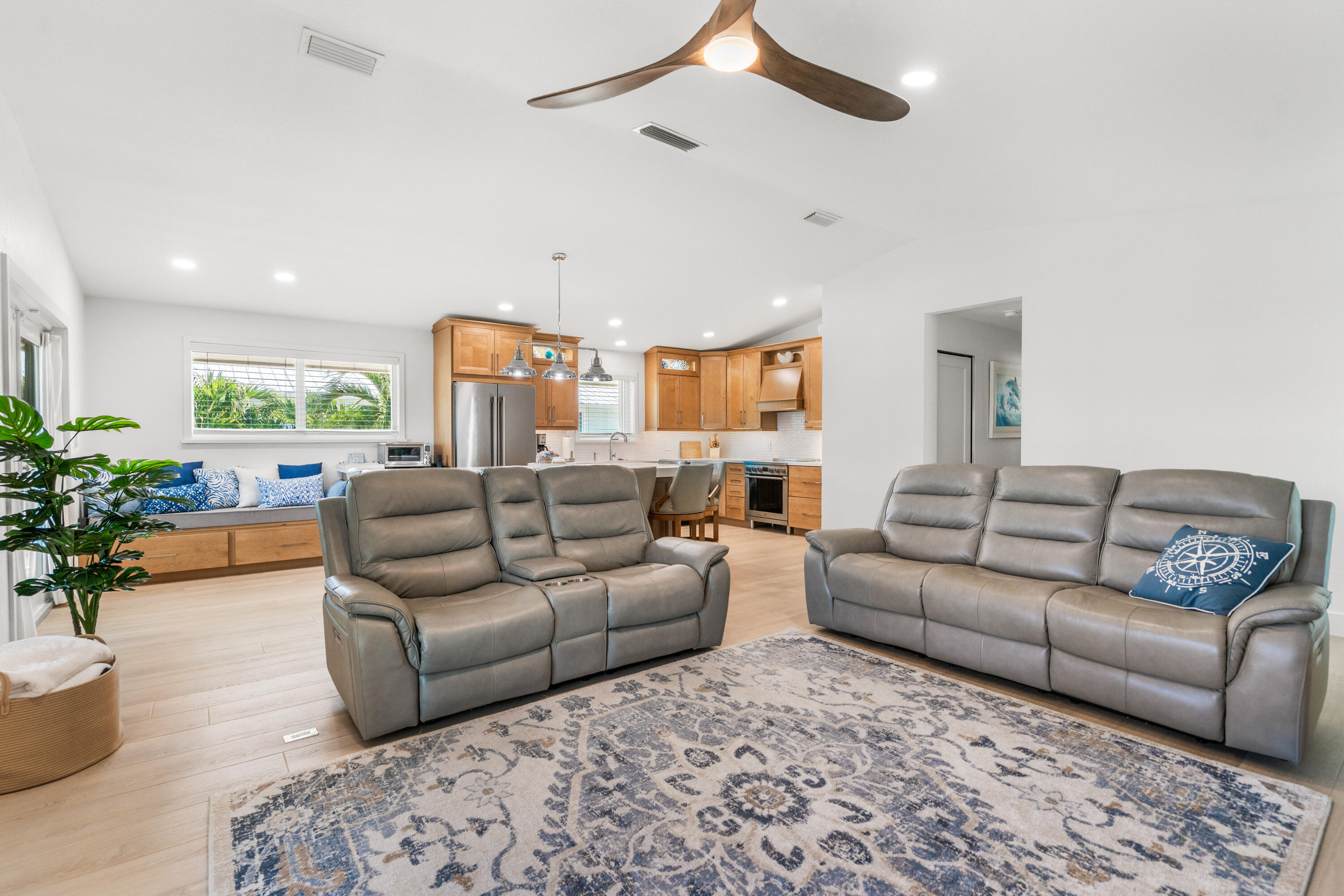 114 Spoonbill Road Tavernier, FL 33070 - Photo 6 of 43 a living room with furniture and a large window
