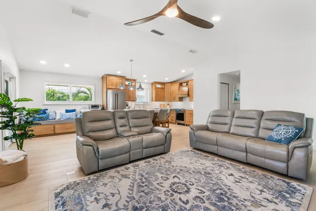 $2,300,000 | 114 Spoonbill Road, Tavernier, FL 33070