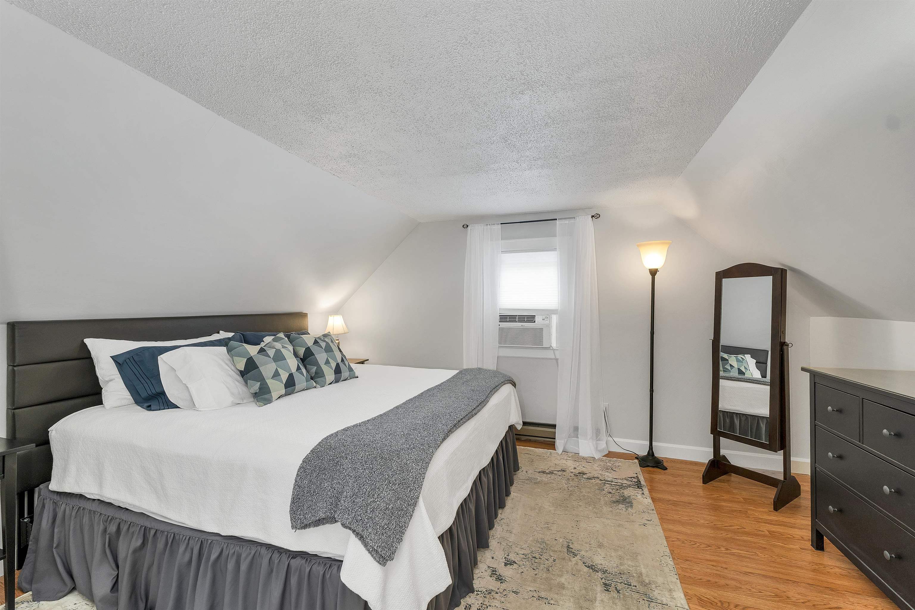 2007 Lafayette Road Portsmouth, NH 03801 - Photo 47 of 54