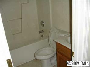 6622 Sunman Road Charlotte, NC 28216 - Photo 6 of 6 Gallery Image 6
