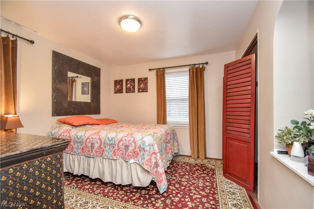 165 Warner Road Hubbard, OH 44425 - Photo 26 of 43 View of bedroom