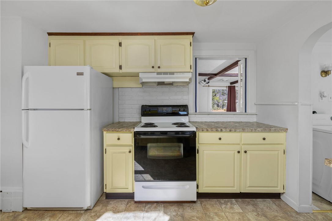 61 High View Drive Cranston, RI 02921 - Photo 20 of 48