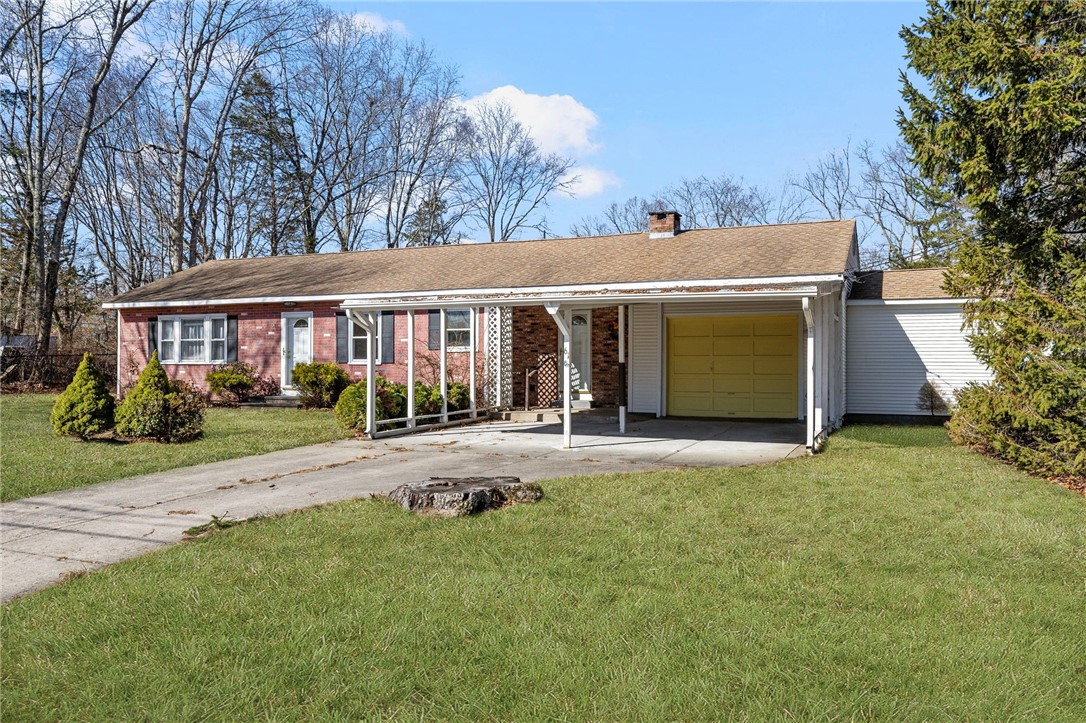 61 High View Drive Cranston, RI 02921 - Photo 3 of 48