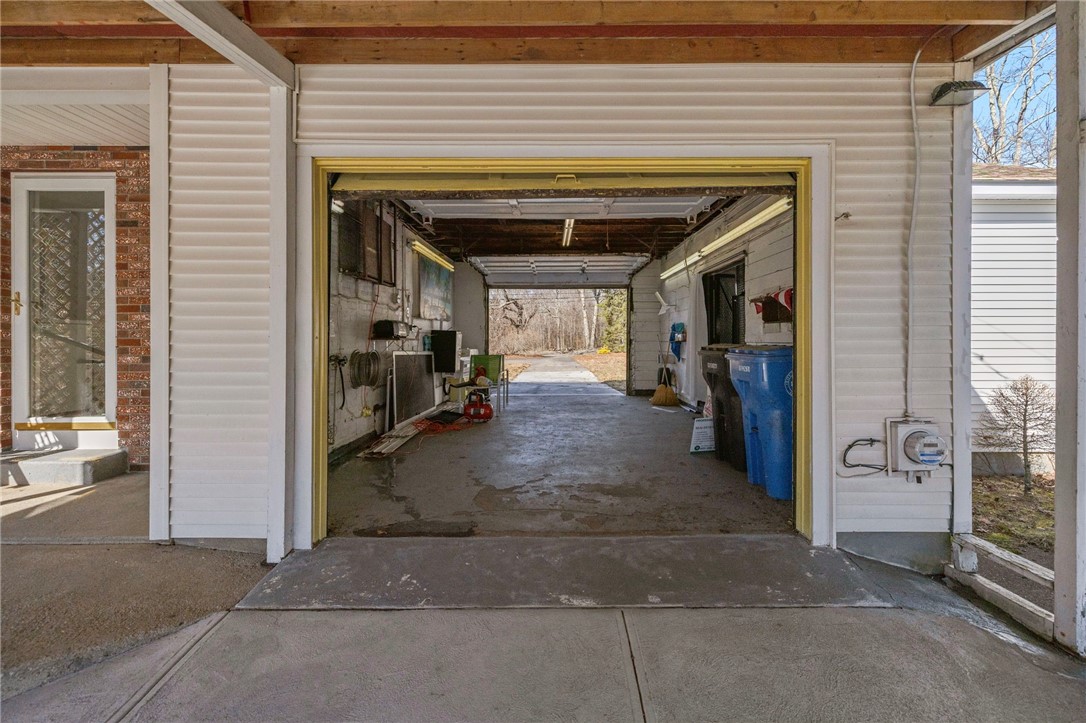 61 High View Drive Cranston, RI 02921 - Photo 34 of 48