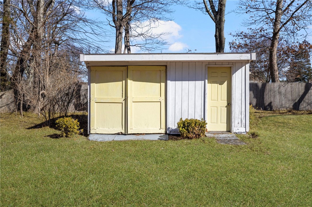 61 High View Drive Cranston, RI 02921 - Photo 38 of 48