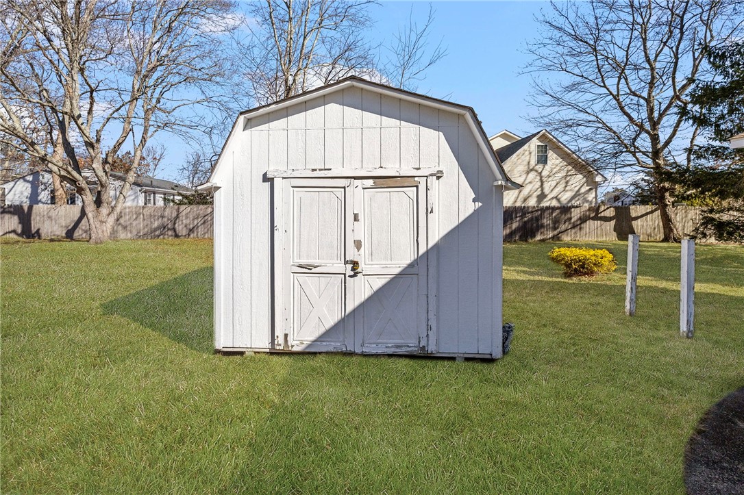 61 High View Drive Cranston, RI 02921 - Photo 39 of 48