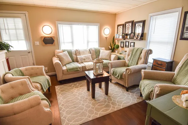 $160,000 | 214 Markley Avenue North, Thief River Falls, MN 56701