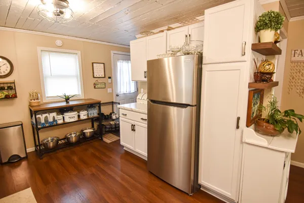 $160,000 | 214 Markley Avenue North, Thief River Falls, MN 56701