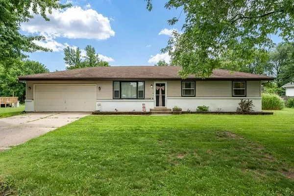 $240,000 | 819 Greglynn Street, Machesney Park, IL 61115