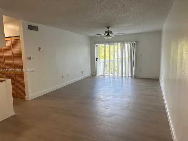 $1,900 | 1801 Northeast 140th Street, Unit 111, North Miami, FL 33181