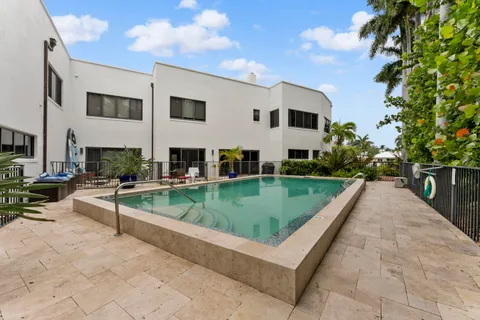 $6,200,000 | 1121 Bel Air Drive, Highland Beach, FL 33487