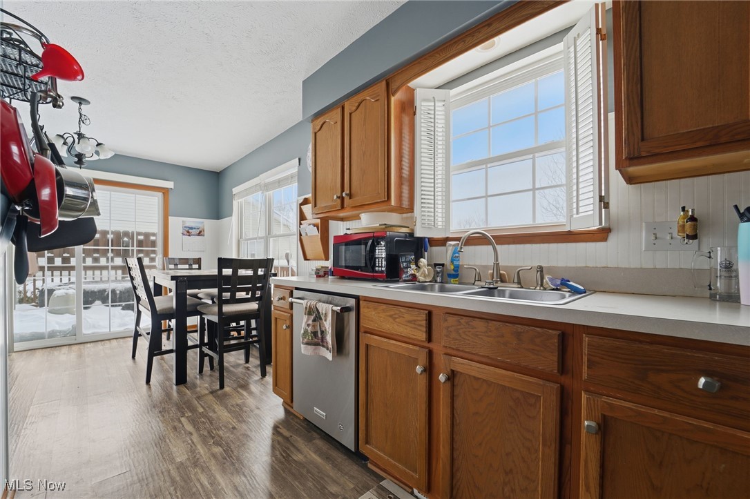 15100 Timber Ridge Drive Middlefield, OH 44062 - Photo 9 of 27