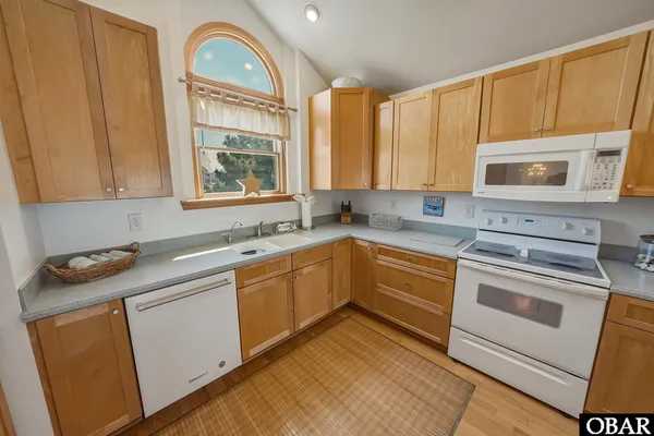 $799,000 | 404 West Green Jacket Way, Nags Head, NC 27959