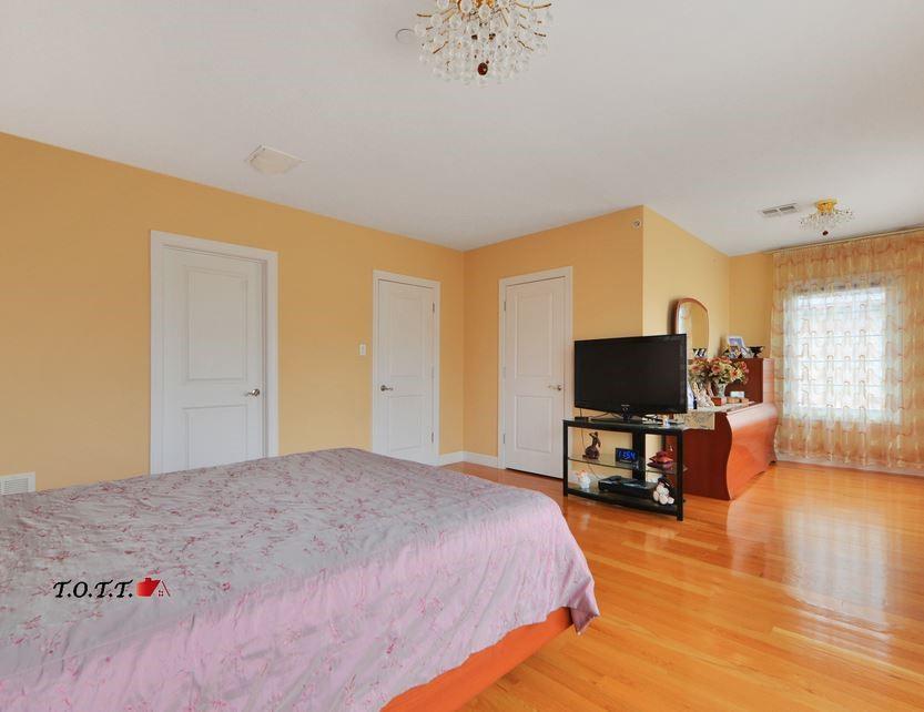 68 Bell Point Drive Brooklyn, NY 11234 - Photo 21 of 28