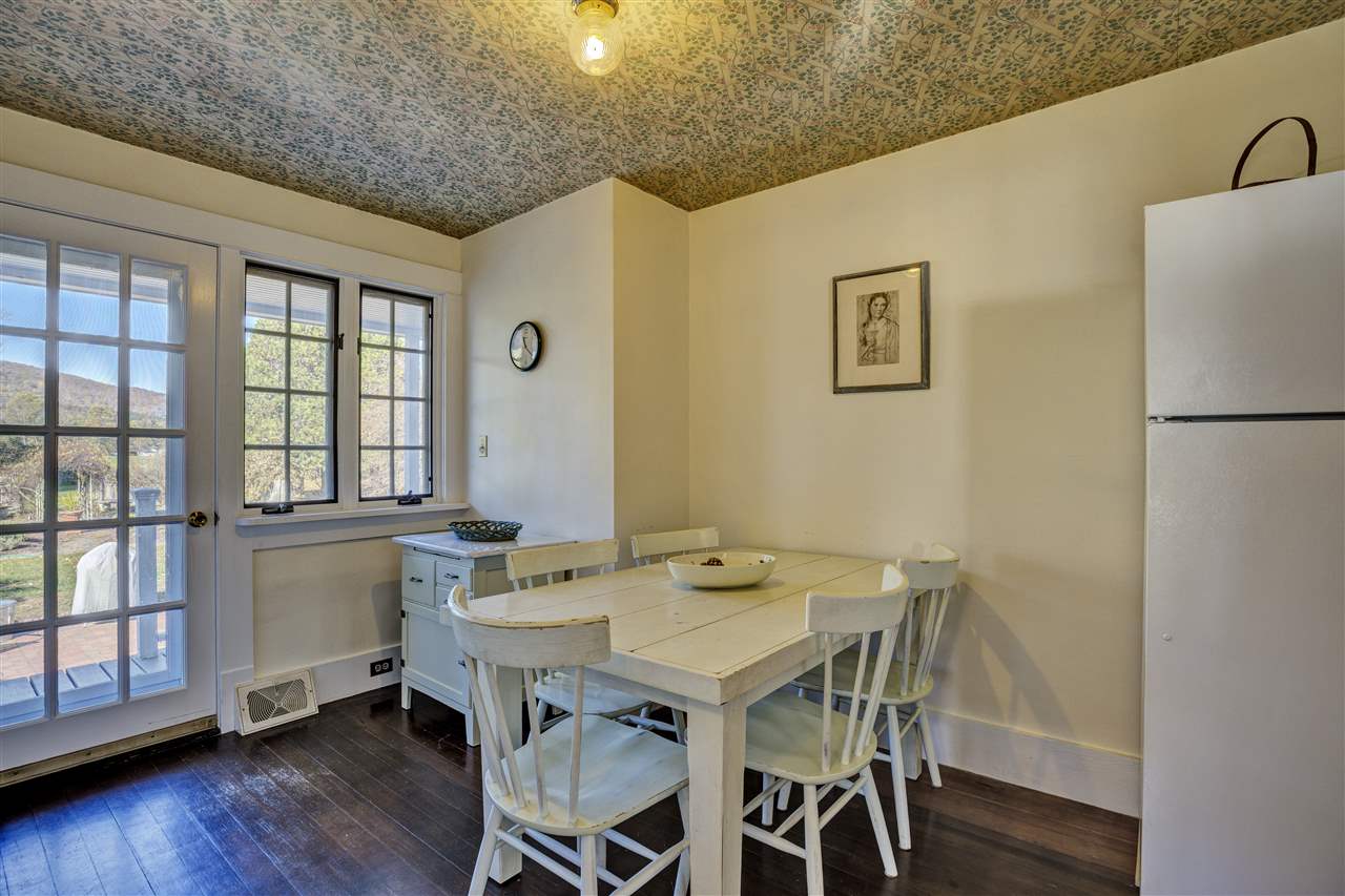 97 Lakeshore Road Thetford, VT 05045 - Photo 13 of 34