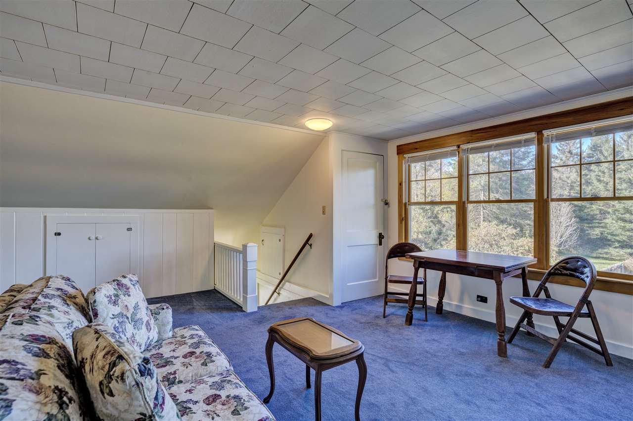 97 Lakeshore Road Thetford, VT 05045 - Photo 23 of 34