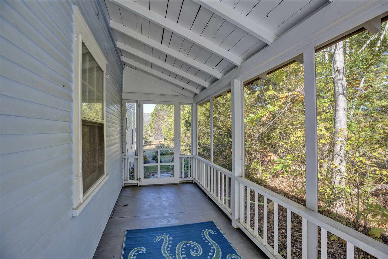 97 Lakeshore Road Thetford, VT 05045 - Photo 5 of 34