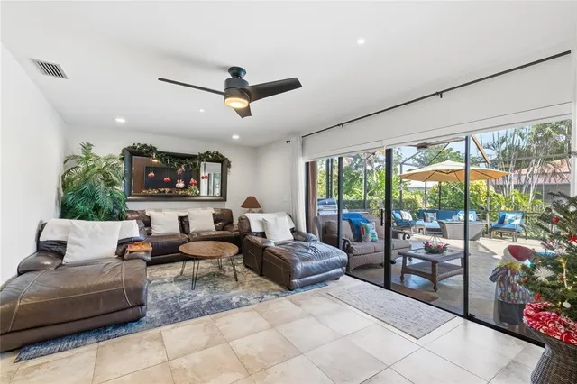 $825,000 | 5613 Northwest 64th Terrace, Coral Springs, FL 33067