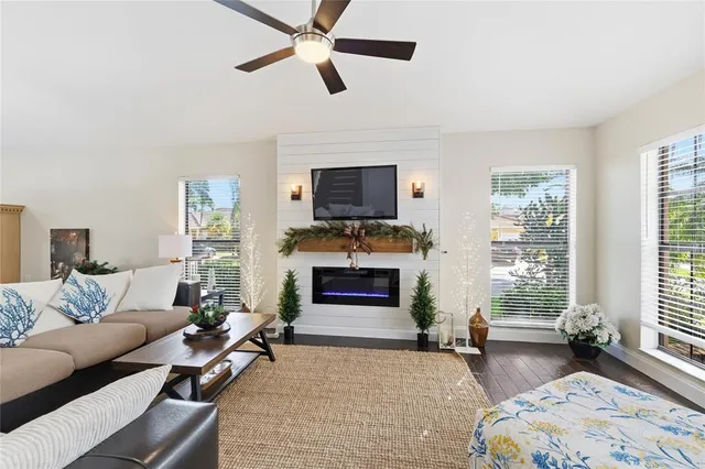 $825,000 | 5613 Northwest 64th Terrace, Coral Springs, FL 33067