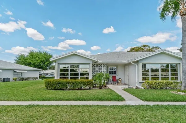 $153,000 | 14492 Canalview Drive, Unit B, Delray Beach, FL 33484