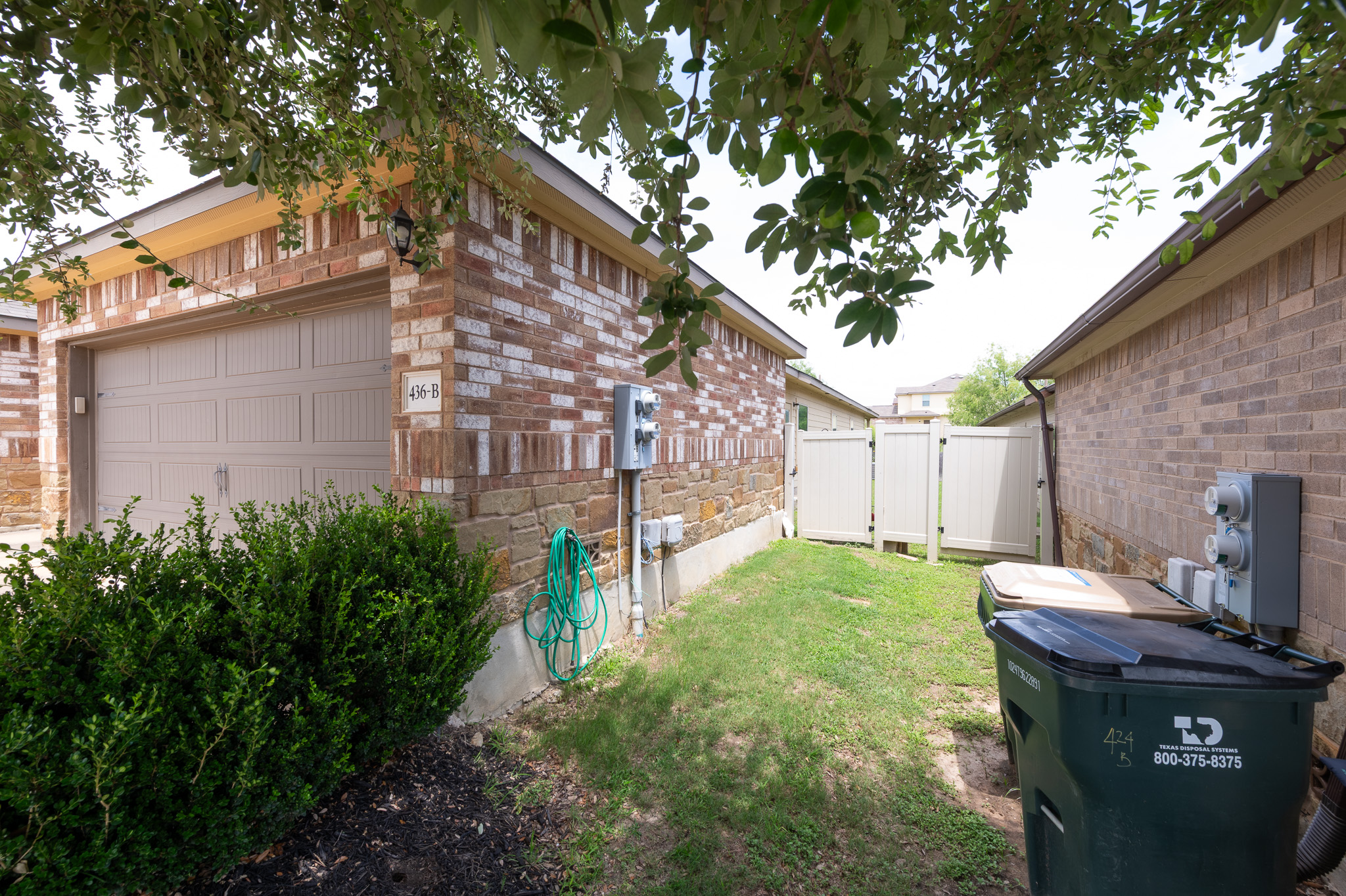 436 Jack Rabbit Lane Buda, TX 78610 - Photo 7 of 39 Gallery Image 7