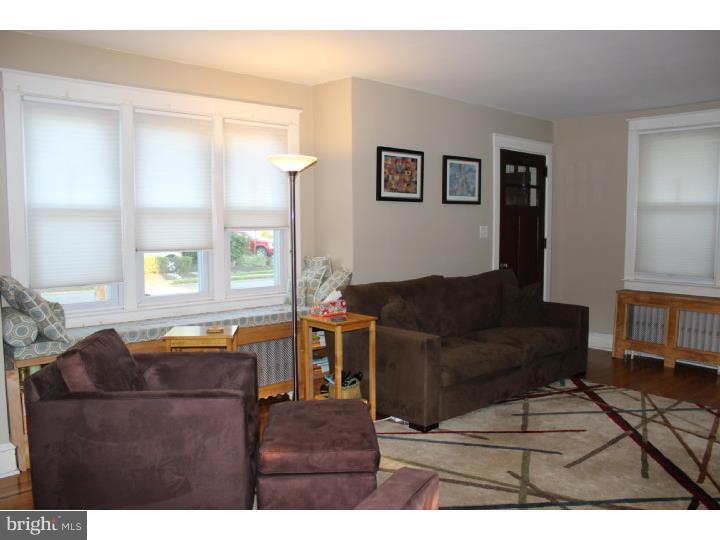158 South Eagle Road Havertown, PA 19083 - Photo 3 of 20