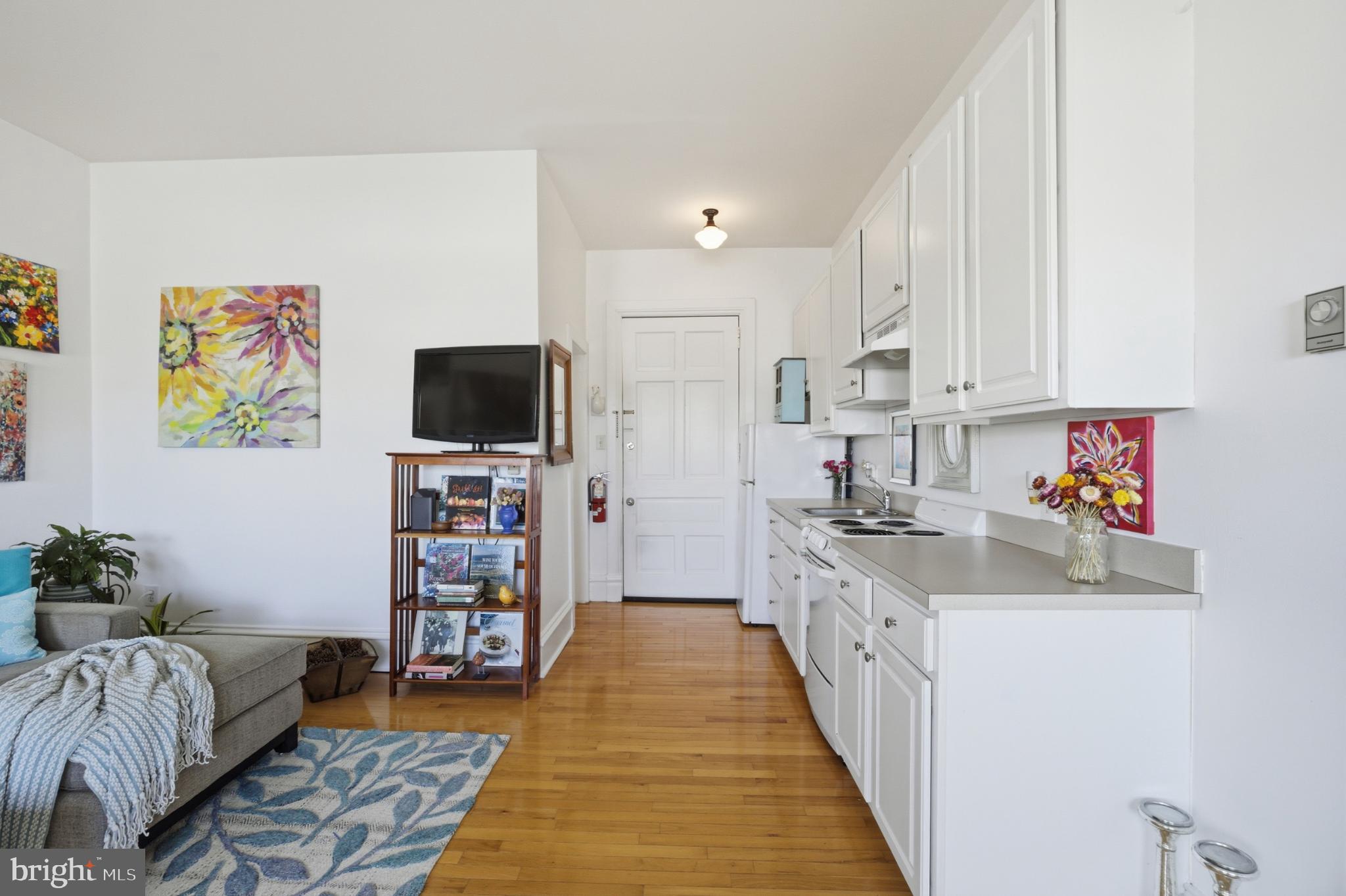 22 North Main Street, Unit 6 Doylestown, PA 18901 - Photo 8 of 21 Open Concept.