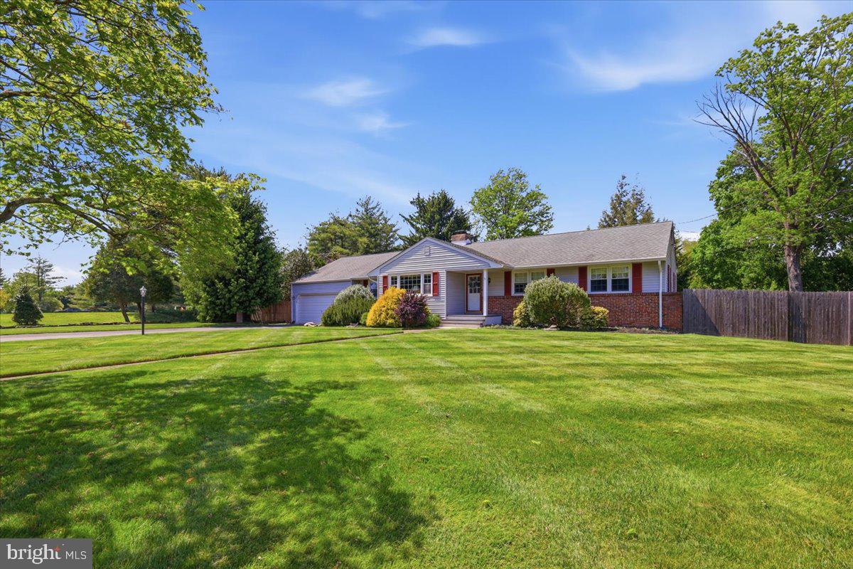 14 Mansfield Road Ewing, NJ 08628 - Photo 2 of 29