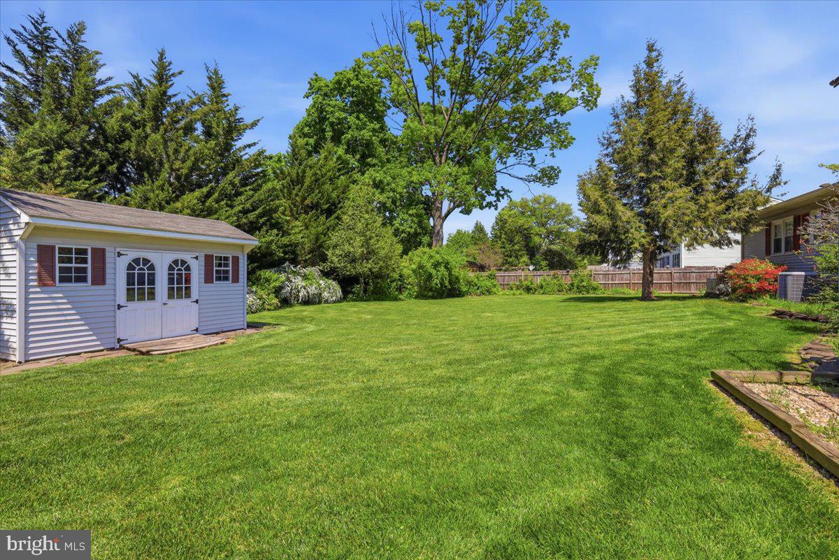 14 Mansfield Road Ewing, NJ 08628 - Photo 25 of 29