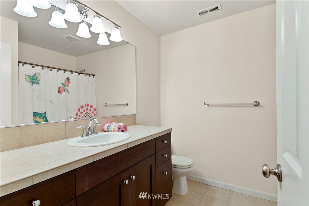 4115 181st Place Southeast Bothell, WA 98012 - Photo 14 of 24 Gallery Image 14