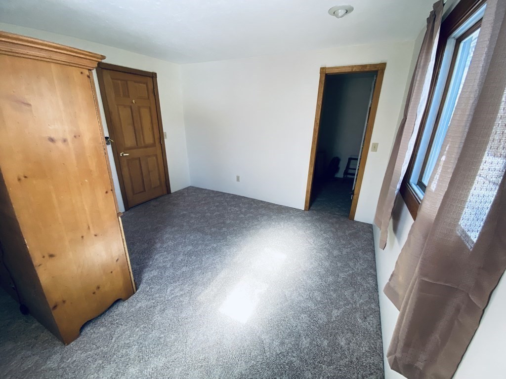 7 Oak Way Rutland, MA 01543 - Photo 17 of 37
