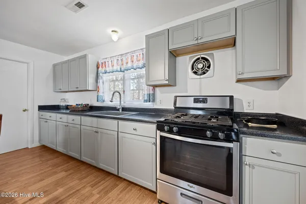 $289,500 | 149 Bayshore Street, Sealevel, NC 28577